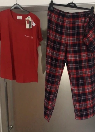 Christmas red tartan ladies pyjamas with bag size 8-10, brand: Matalan, condition: New with tags, size: S / UK 8-10, £11.00, £12.25 includes Buyer Protection