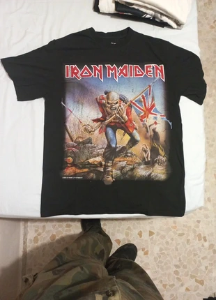 Camiseta Iron Maiden, marque: Pull & Bear, état: Très bon état, taille: M, 15,00 €, 16,45 € Protection acheteurs incluse