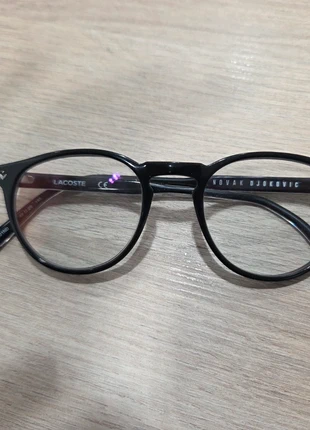 Lunette Lacoste Collector Novak Djokovic, marque: Lacoste, état: Bon état, 15,00 €, 16,45 € Protection acheteurs incluse