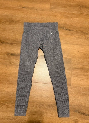 Gymshark legging, merk: Gymshark, staat: Heel goed, maat: S / 36 / 8, € 20,00, € 21,70 inclusief Kopersbescherming