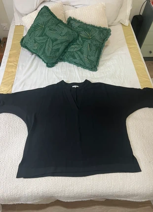 Blusa negra manga al codo. Calvin Klein, marque: Calvin Klein, état: Neuf sans étiquette, taille: 6XL / 52 / 24, 29,00 €, 31,15 € Protection acheteurs incluse