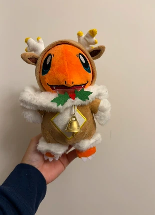 Charmander christmas pluche, état: Neuf sans étiquette, taille: Taille unique, 20,00 €, 21,70 € Protection acheteurs incluse