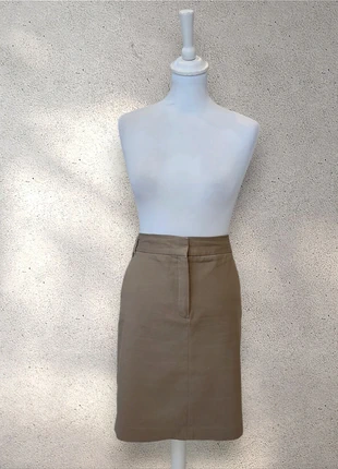 Jupe camel taille haute élégante Mango 42, brand: Mango, condizioni: Ottime, taglia: XL / IT 46 / EU 42, €5.00, €5.95 include la Protezione acquisti Pro