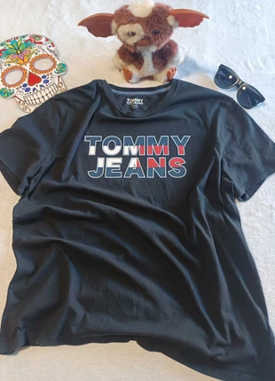 🤩 vintage t-shirt tommy Hilfiger tommy jeans homme taille L 100 % coton 🤩, brand: Tommy Hilfiger, condition: Very good, size: L, €11.90, €13.20 includes Buyer Protection