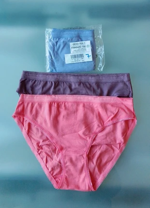 Joli Lot de 3 Culottes midi coton stretch corail/bleu/mauve 36🍭, merk: Blancheporte, staat: Nieuw met prijskaartje, maat: S / 36 / 8, € 8,00, € 9,10 inclusief Kopersbescherming Pro