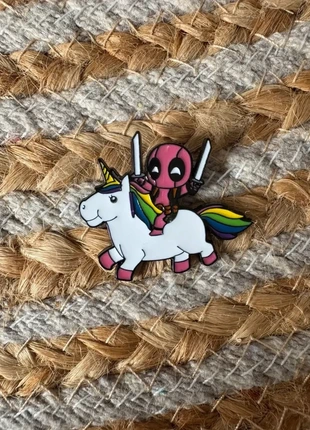 Pins Deadpool Unicorn, marque: Marvel, état: Très bon état, 4,00 €, 4,90 € Protection acheteurs (Pro) incluse