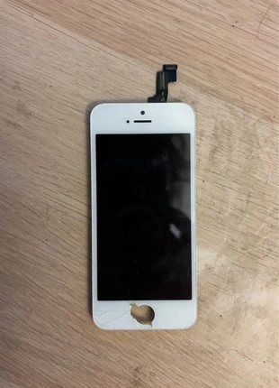 Ecran iPhone se, condition: Good, €4.00, €4.90 includes Buyer Protection