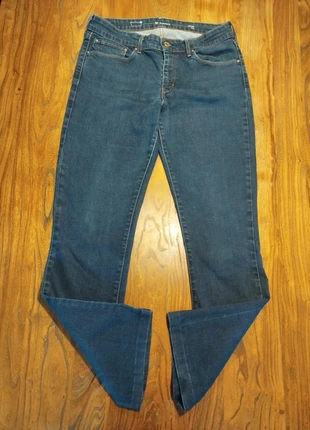 Jean Levi's demi curve mid rise boot, brand: Levi's, condition: Very good, size: L / 40 / 12, €20.00, €21.70 includes Buyer Protection