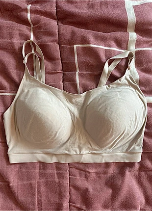 Brassière beige seconde peau sans armatures - taille M, marca: sans marque, estado: Bueno, tamaño: M, 5,00 €, 5,95 € Protección al comprador incluida
