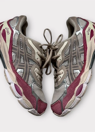 Asics Gel-NYC Rose & Beige Vintage Running Y2K – Dad Shoes – 39,5, marque: Asics, état: Très bon état, taille: 39.5, 49,90 €, 53,10 € Protection acheteurs incluse