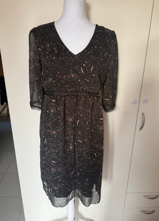 robe fluide et légère, motif discret et ses détails raffinés (décolleté en V, manches 3/4) T•42/XL, marque: Liberto, état: Très bon état, taille: XL / 42 / 14, 7,90 €, 9,00 € Protection acheteurs incluse
