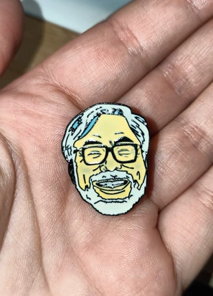 Studios Ghibli pin's broche Hayao Miyazaki, marke: Studio Ghibli, zustand: Sehr gut, 4,00 €, 4,90 € beinhaltet Vinted-Käuferschutz Pro