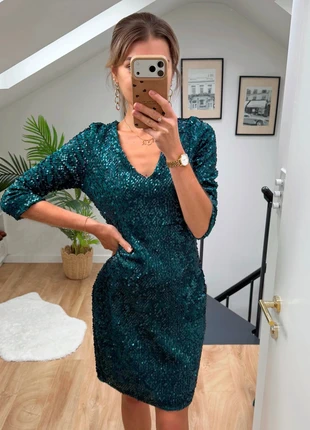 Dorothy Perkins Green sequin long sleeve fitted mini short dress in size 8, brand: Dorothy Perkins, condition: Very good, size: S / 8, £26.00, £28.00 includes Buyer Protection Pro