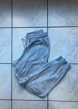 Jogging Gymshark taille S couleur gris, marke: Gymshark, zustand: Sehr gut, größe: S / 36 / 8, 16,00 €, 17,50 € beinhaltet Vinted-Käuferschutz Pro
