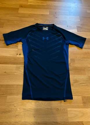 🧢 Under Armour Kompressionsshirt, brand: Under Armour, condizioni: Ottime, taglia: M, €14.00, €15.40 include la Protezione acquisti