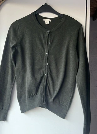 Gilet kaki H&M – Taille S, merk: H&M, staat: Heel goed, maat: S / 36 / 8, € 2,00, € 2,80 inclusief Kopersbescherming