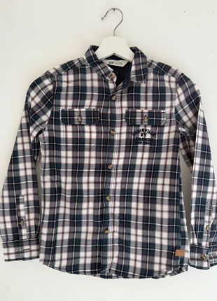 Chemise à carreaux grise imprimée « Louisville », marke: H&M, zustand: Sehr gut, größe: 9 Jahre / 134, 5,00 €, 5,95 € inklusive Vinted-Käuferschutz
