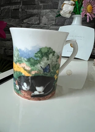 Elizabethaanse Fine Bone China kattenmok, merk: Elizabethan, staat: Heel goed, € 6,00, € 7,00 inclusief Kopersbescherming