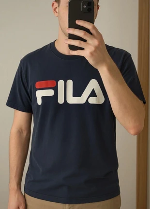 Fila Heritage Tee Navy Blue Size M Classic Fit Streetwear, merk: FILA, staat: Heel goed, maat: M, € 11,00, € 12,25 inclusief Kopersbescherming