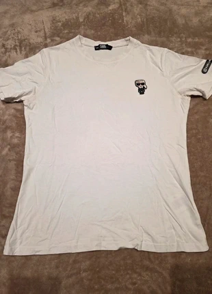 Camiseta blanca Karl Lagerfeld con logo XL, marque: Karl Lagerfeld, état: Très bon état, taille: XL, 42,00 €, 44,80 € Protection acheteurs incluse