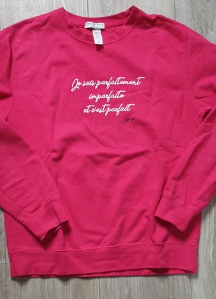 Sweat Faubourg 54 fuchsia Sweat-shirt Faubourg 54 rose fuchsia neuf taille S, marke: Faubourg 54, zustand: Neu, größe: S / 36 / 8, 49,99 €, 53,19 € inklusive Vinted-Käuferschutz