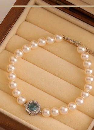 Pearl bracelet, condition: New without tags, £2.50, £3.33 includes Buyer Protection