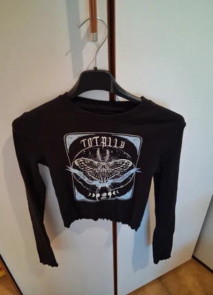 T shirt stile therian/furry, marque: Tally Weijl, état: Neuf sans étiquette, taille: XS, 3,00 €, 3,85 € Protection acheteurs incluse