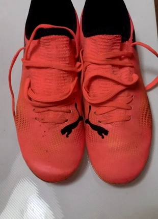 Football boots, marque: Puma, état: Bon état, taille: 33, 2,00 €, 2,80 € Protection acheteurs incluse