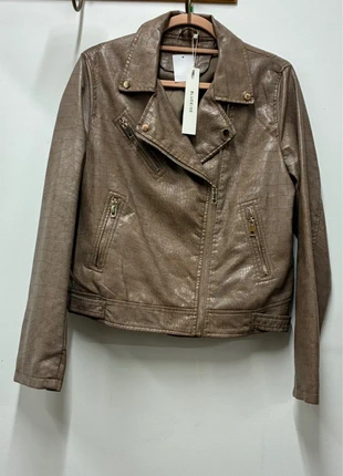 Blouson perfecto T.XL Simili cuir effet croco Neuf, état: Neuf avec étiquette, taille: XL / 42 / 14, 30,00 €, 32,20 € Protection acheteurs (Pro) incluse