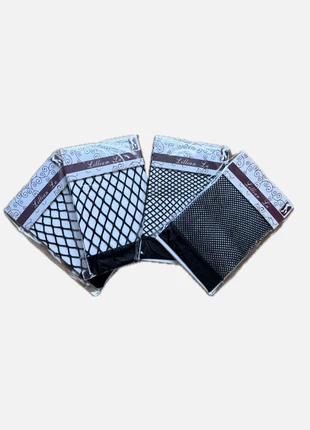 4x Fishnet socks (verschiedene muster), brand: Lilian Lu, condizioni: Nuovo con cartellino, €7.00, €8.05 include la Protezione acquisti
