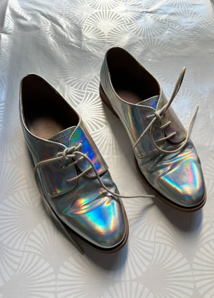 Derby argentées André, marque: André, état: Bon état, taille: 38, 2,00 €, 2,80 € Protection acheteurs incluse