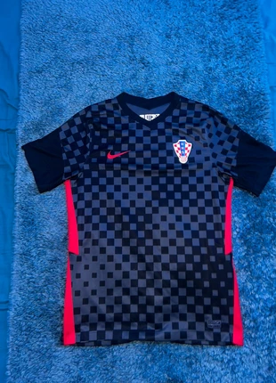 Maillot de foot de Croatie noir, marque: Nike, état: Bon état, taille: M, 10,00 €, 11,20 € Protection acheteurs incluse