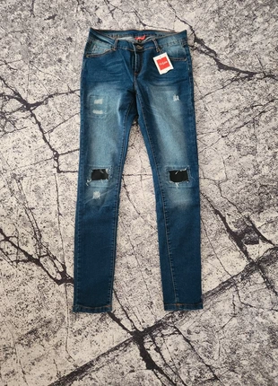 Jean denim junior fille taille 16 ans, merk: Tissaia, staat: Nieuw met prijskaartje, maat: 16 jaar / 176 cm, € 5,00, € 5,95 inclusief Kopersbescherming