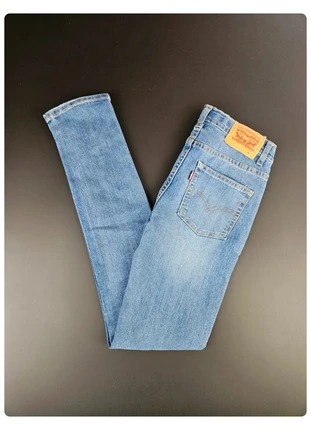 Jean Levi's bleu femme Skinny Taper taille 14 A, marque: Levi's, état: Très bon état, taille: Taille unique, 12,50 €, 13,83 € Protection acheteurs incluse