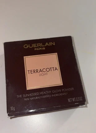 Poudre terracotta Guerlain, marque: Terracotta, état: Neuf avec étiquette, 35,00 €, 37,45 € Protection acheteurs incluse