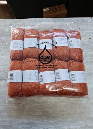 Laine réf 1524 couleur rouille renard, marque: LAINE, état: Très bon état, 9,90 €, 11,10 € Protection acheteurs (Pro) incluse