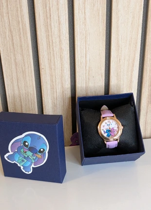 Montre Stitch lila avec boite, marque: Stitch, état: Neuf avec étiquette, 6,00 €, 7,00 € Protection acheteurs incluse