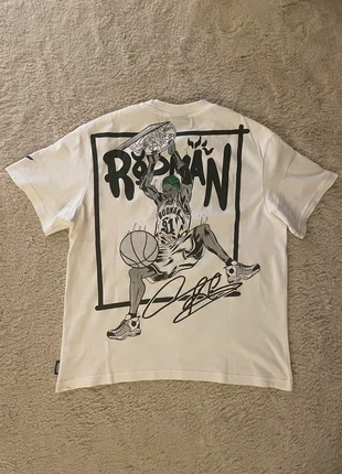 T-shirt Bershka Rodman, marque: Bershka, état: Très bon état, taille: S, 15,00 €, 16,45 € Protection acheteurs incluse