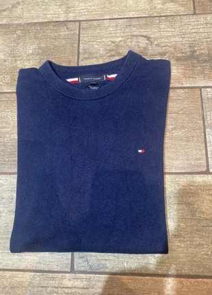 Pull| Sweat Tommy Hilfiger Bleu Marine Taille L, marque: Tommy Hilfiger, état: Très bon état, taille: L, 20,00 €, 21,70 € Protection acheteurs incluse