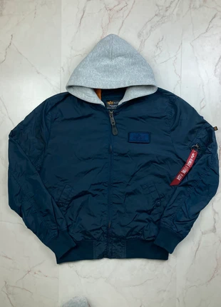 Blouson Alpha Industries MA-1 bomber bleu marine à capuche grise – taille L 070, brand: Alpha Industries, condition: Very good, size: L, €75.00, €79.45 includes Buyer Protection Pro