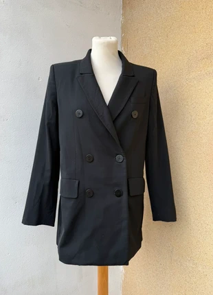 Blazer preto com bolsos Bimba y Lola 25%la 72% viscosa, marca: Bimba Y Lola, estado: Muito bom, tamanho: L / 40 / 12, €28.00, €30.10 inclui Proteção do Comprador