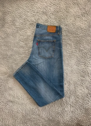Pantalon jean troué Levi’s 501 coupe droite/straight - bleu clair taille XL femme, brand: Levi's, condition: Very good, size: XL / 42 / 14, €20.00, €21.70 includes Buyer Protection