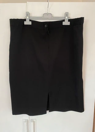 Jupe taille Xl, condizioni: Ottime, taglia: XL / IT 46 / EU 42, €3.50, €4.38 include la Protezione acquisti