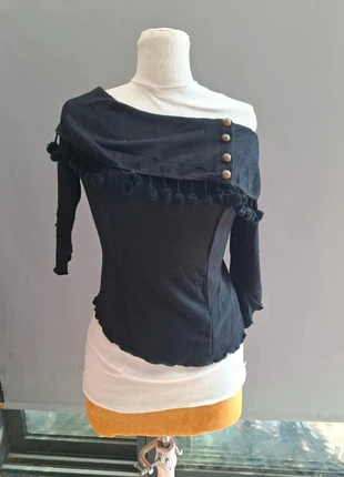 Top vintage noir asymétrique à pompons, marke: Vintage Dressing, zustand: Neu, mit Etikett, größe: M / 38 / 10, 29,00 €, 31,15 € inklusive Vinted-Käuferschutz