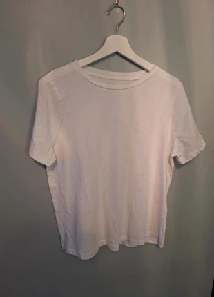 Plain white t-shirt - uk16, brand: TU, condition: Very good, size: XXL / 44 / 16, €2.00, €2.80 includes Buyer Protection