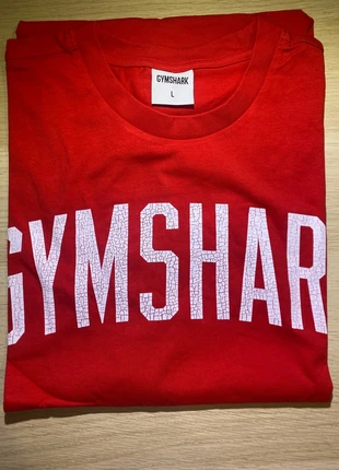 TEE shirt gymshark, marque: Gymshark, état: Neuf avec étiquette, taille: L, 25,00 €, 26,95 € Protection acheteurs incluse
