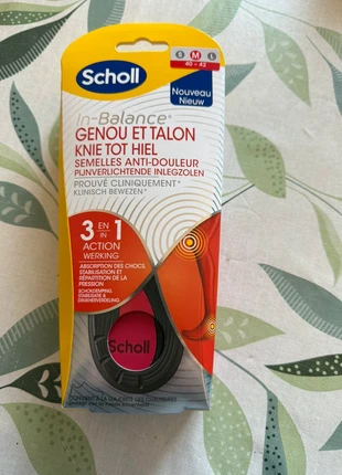 Les semelles anti-douleurs genou et talons de schol, marque: Scholl, état: Neuf avec étiquette, 10,00 €, 11,20 € Protection acheteurs incluse