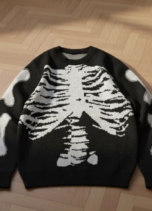 pull imprimé en noir, marque: y2k, état: Très bon état, taille: S, 35,00 €, 37,45 € Protection acheteurs incluse