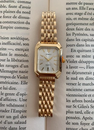 Montre à quartz pour femme blanche et dorée, marque: Quartz, état: Neuf avec étiquette, taille: Taille unique, 7,00 €, 8,05 € Protection acheteurs incluse