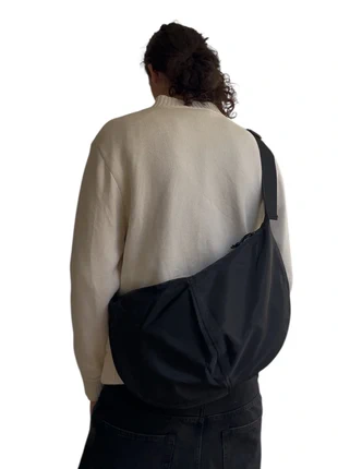 Sac à bandoulière noir imperméable, marque: Japan Style, état: Neuf sans étiquette, 30,00 €, 32,20 € Protection acheteurs incluse